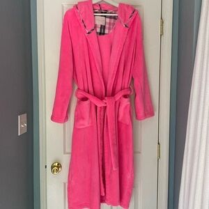 Victoria’s Secret Plush Long Robe & Scuff Slippers